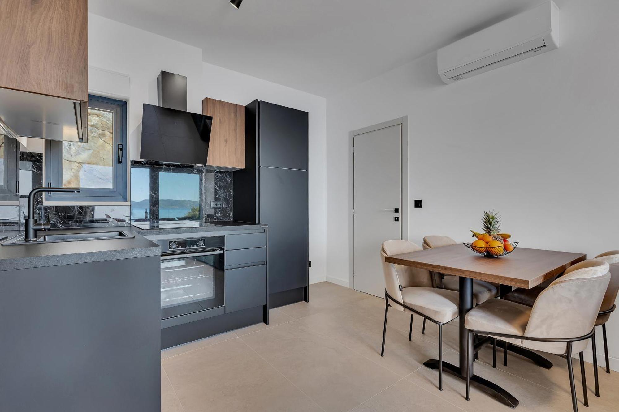 Villa Lito - Only 50M From Sea! - Makarska Exklusiv 브렐라 외부 사진
