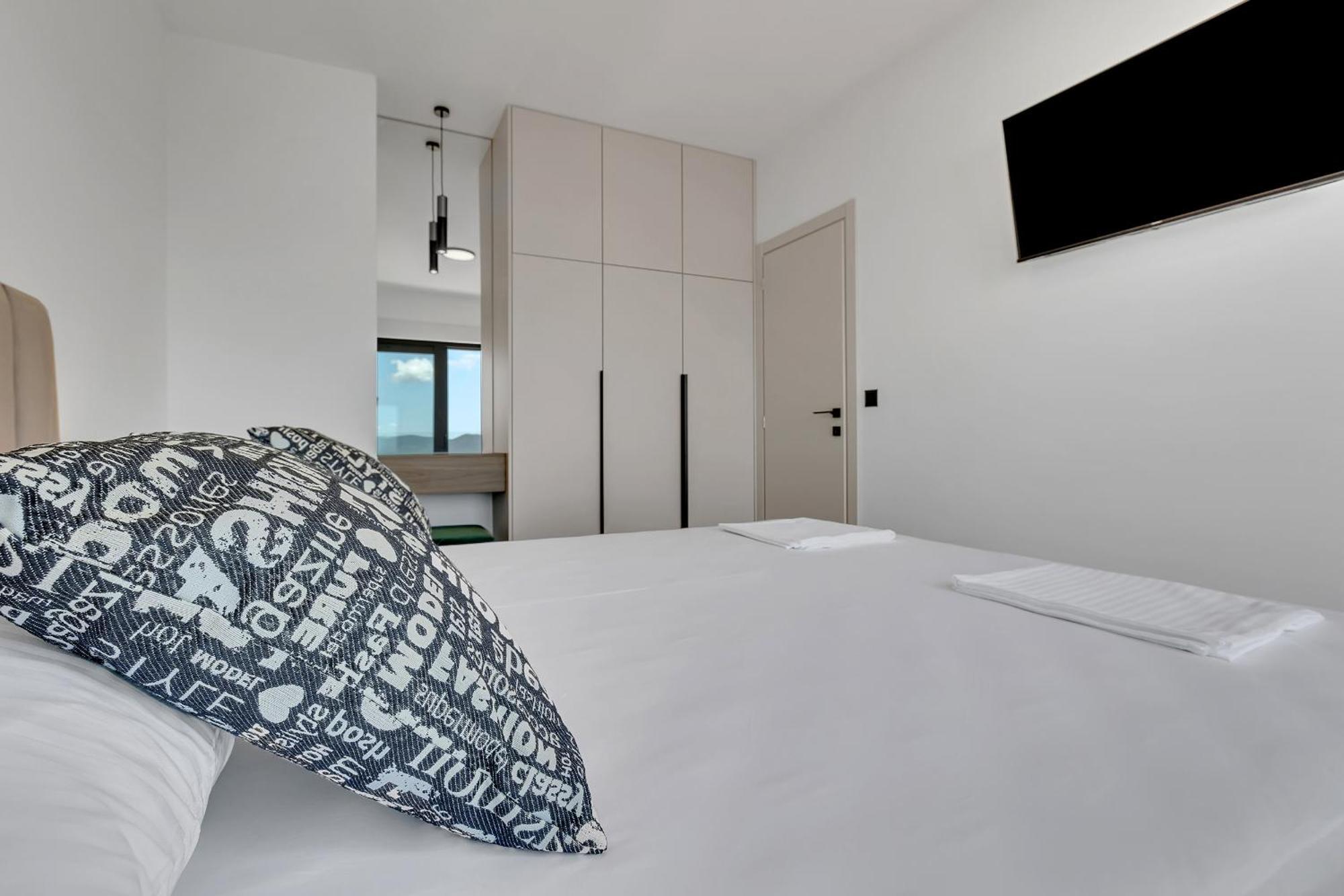 Villa Lito - Only 50M From Sea! - Makarska Exklusiv 브렐라 외부 사진